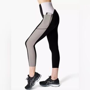 New Sweaty Betty Power 7/8” Leggings—black, gray & white. Size Large.
